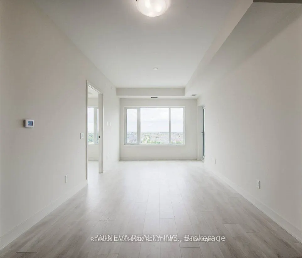 8010 Derry Road W, #1002