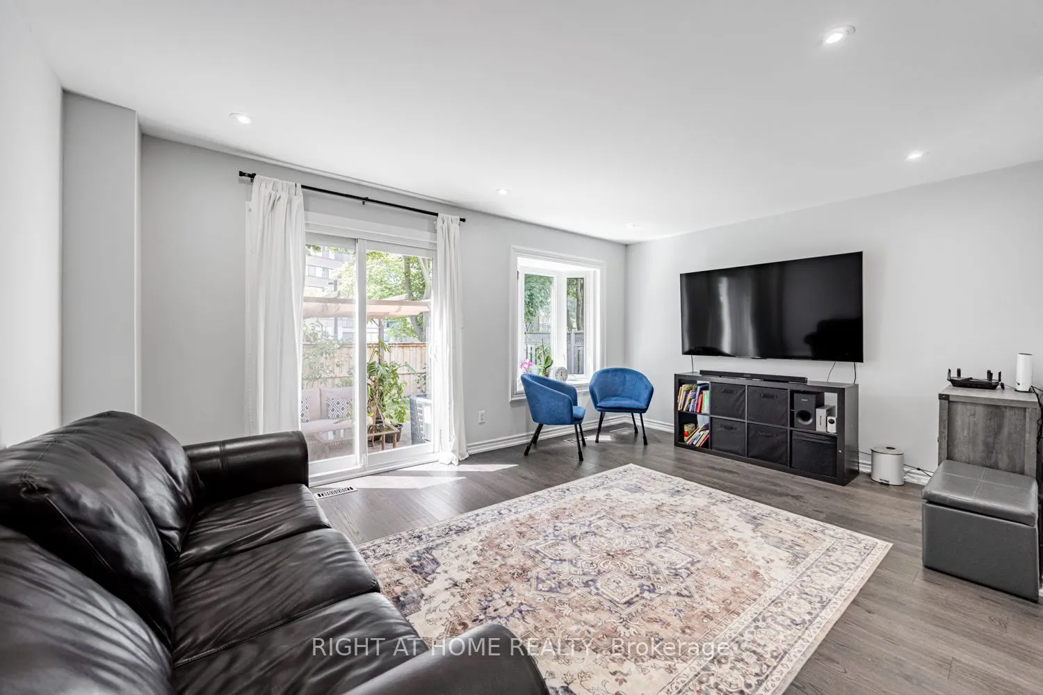 61 Chalfield Lane