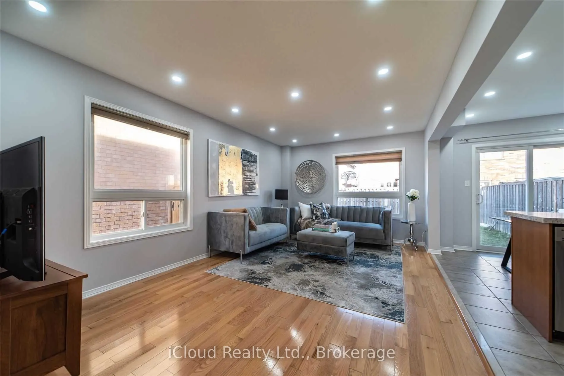 27 Hollingsworth Circle