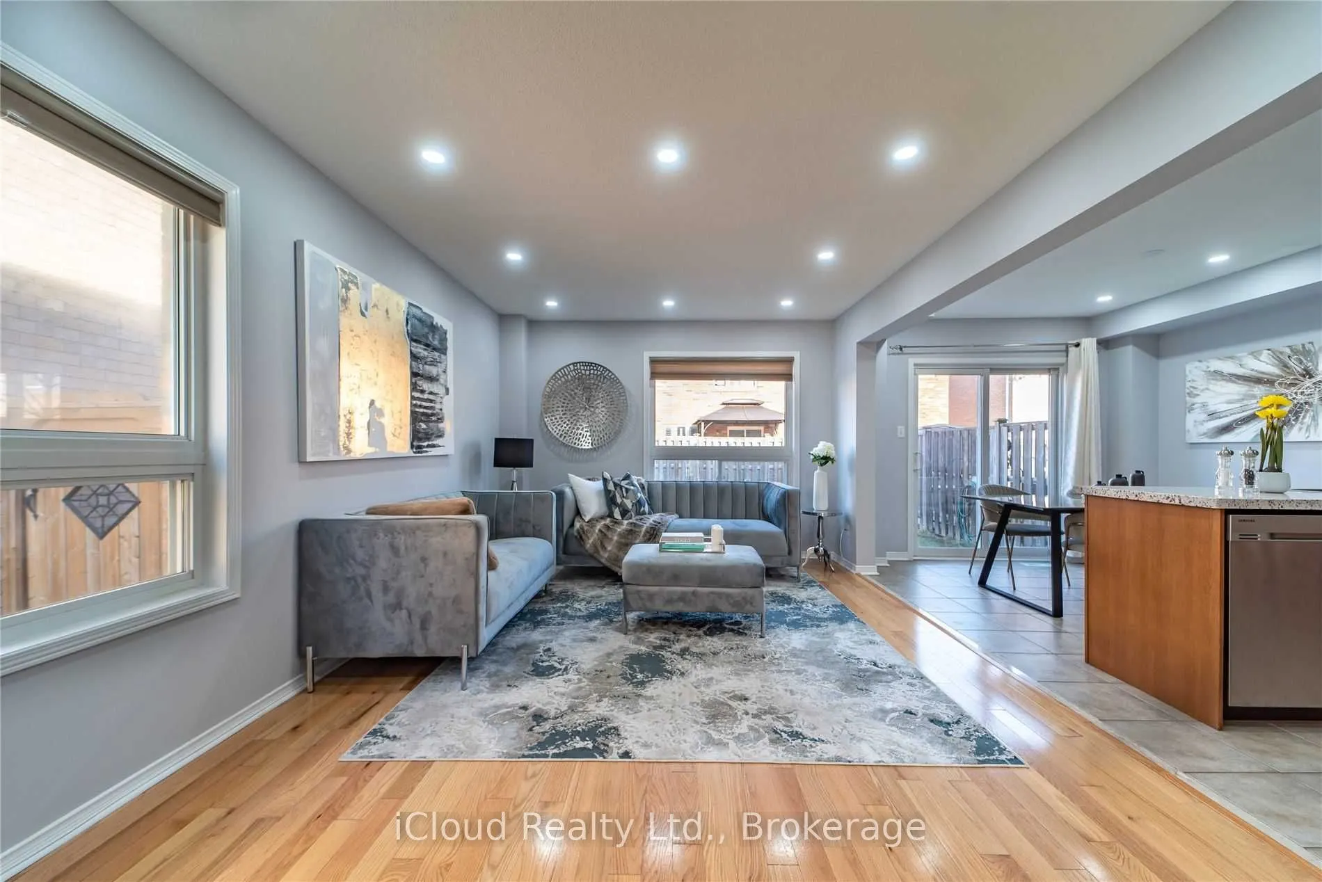 27 Hollingsworth Circle