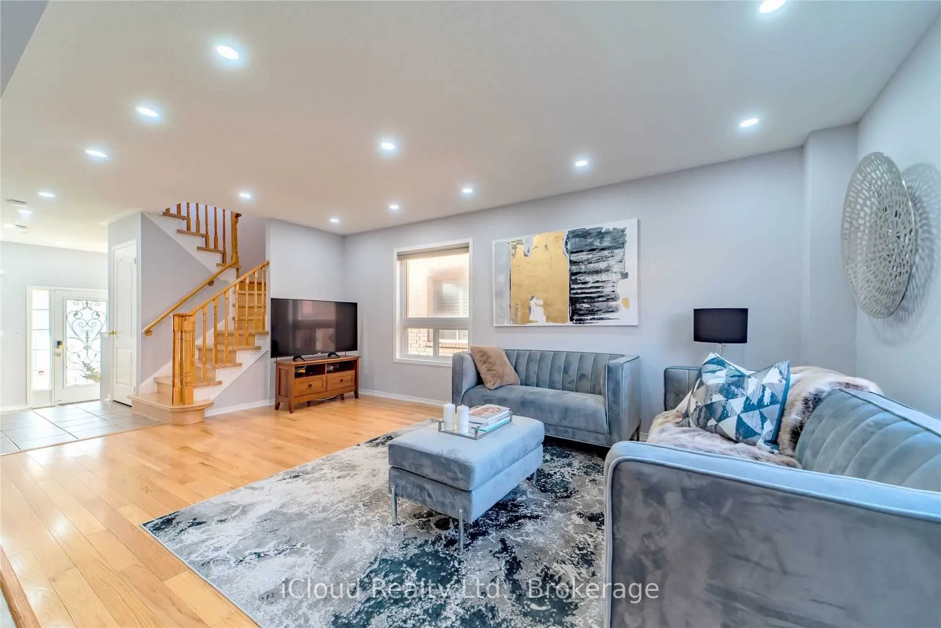 27 Hollingsworth Circle