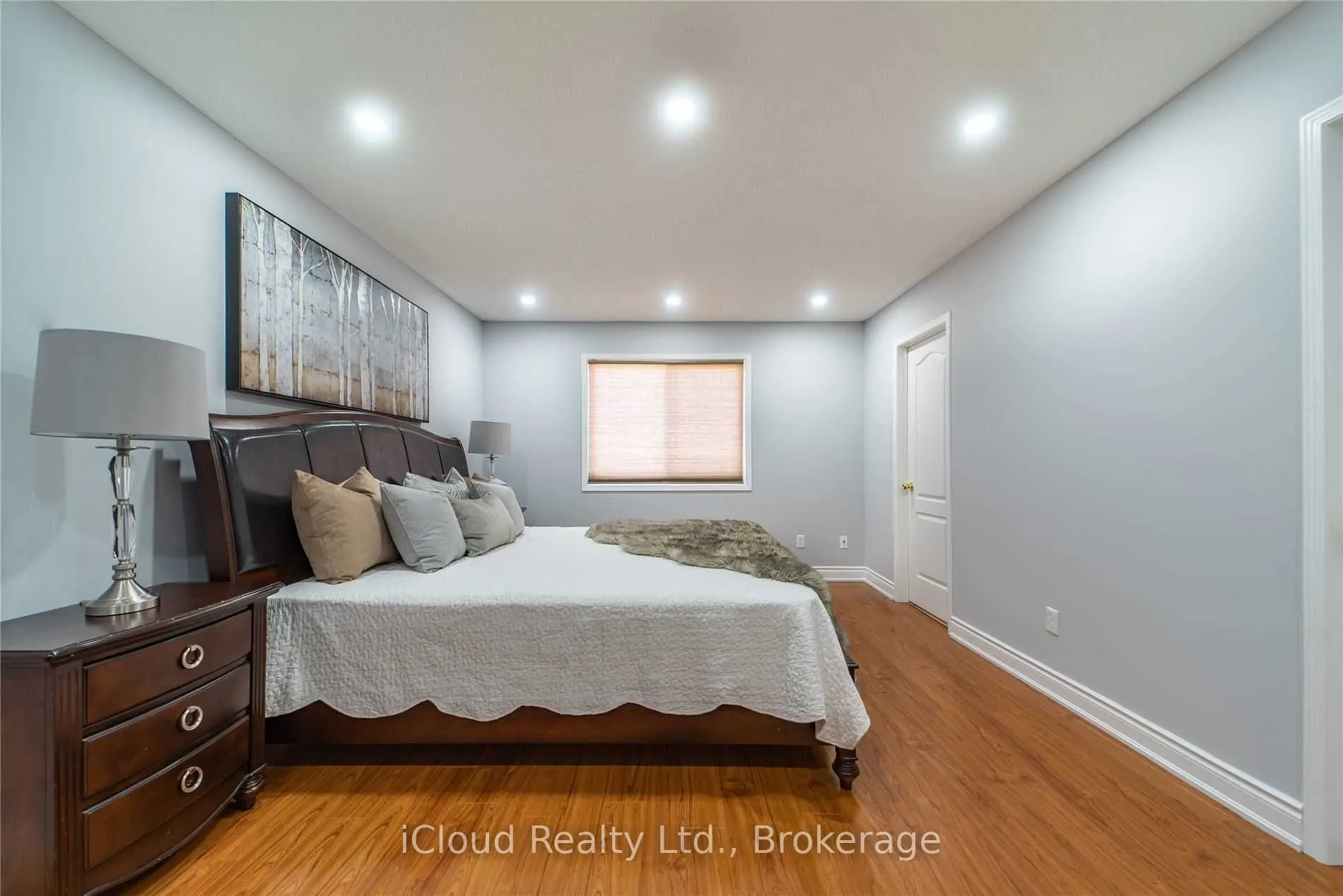 27 Hollingsworth Circle