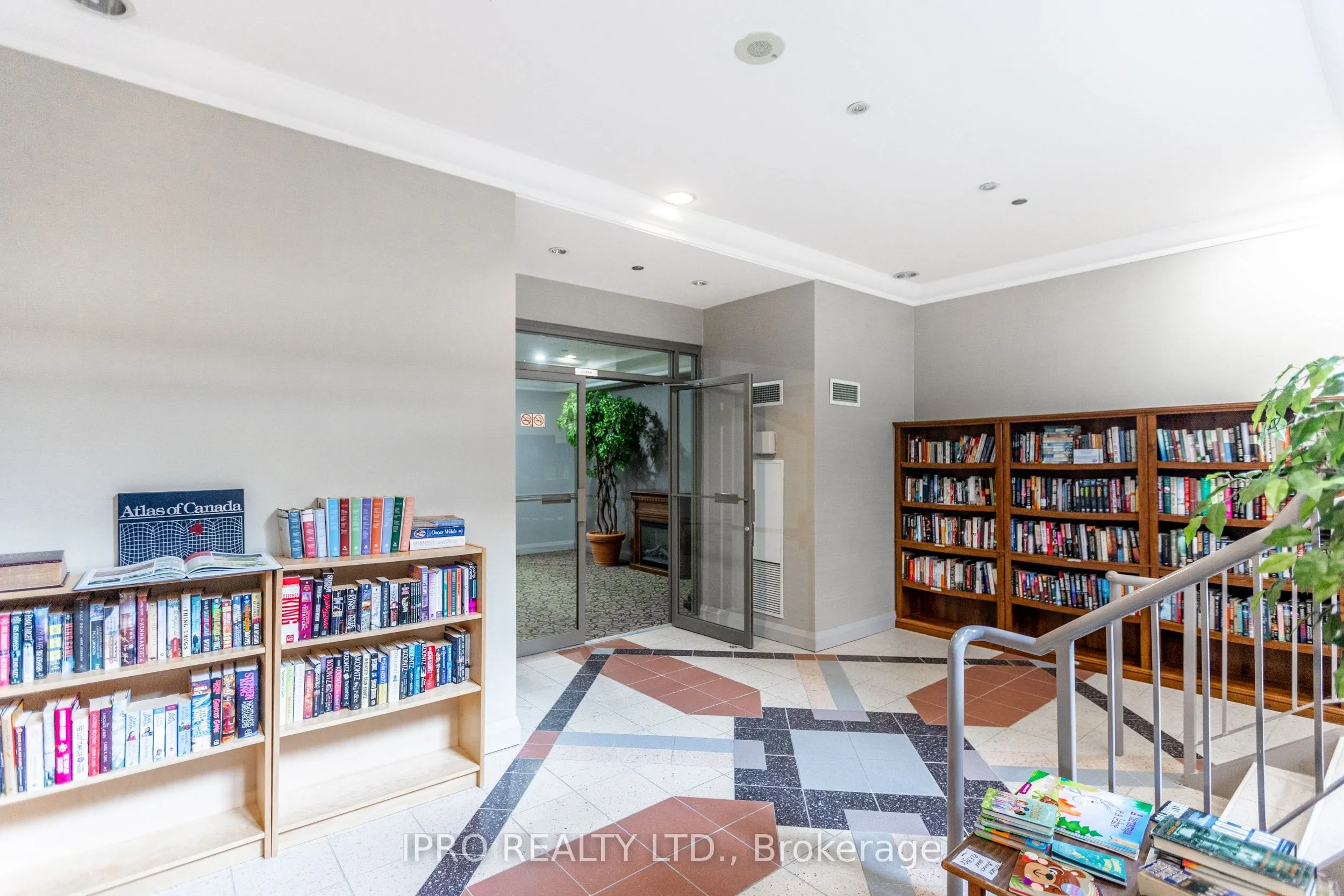 1150 Parkwest Place, #503