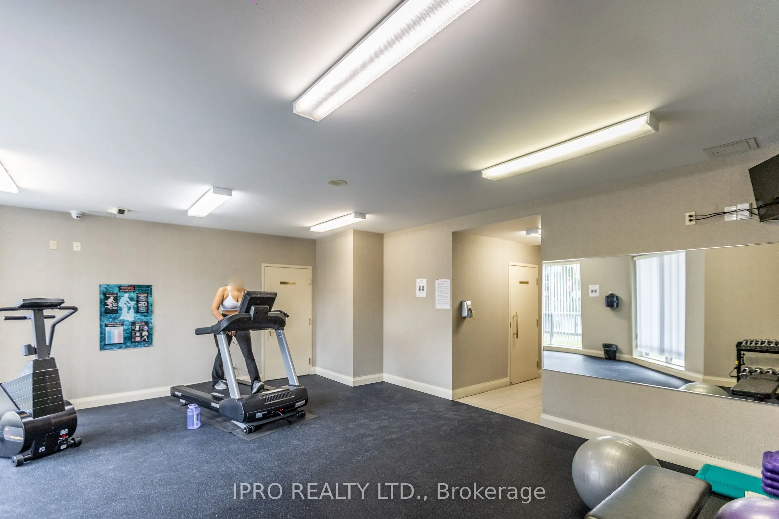 1150 Parkwest Place, #503