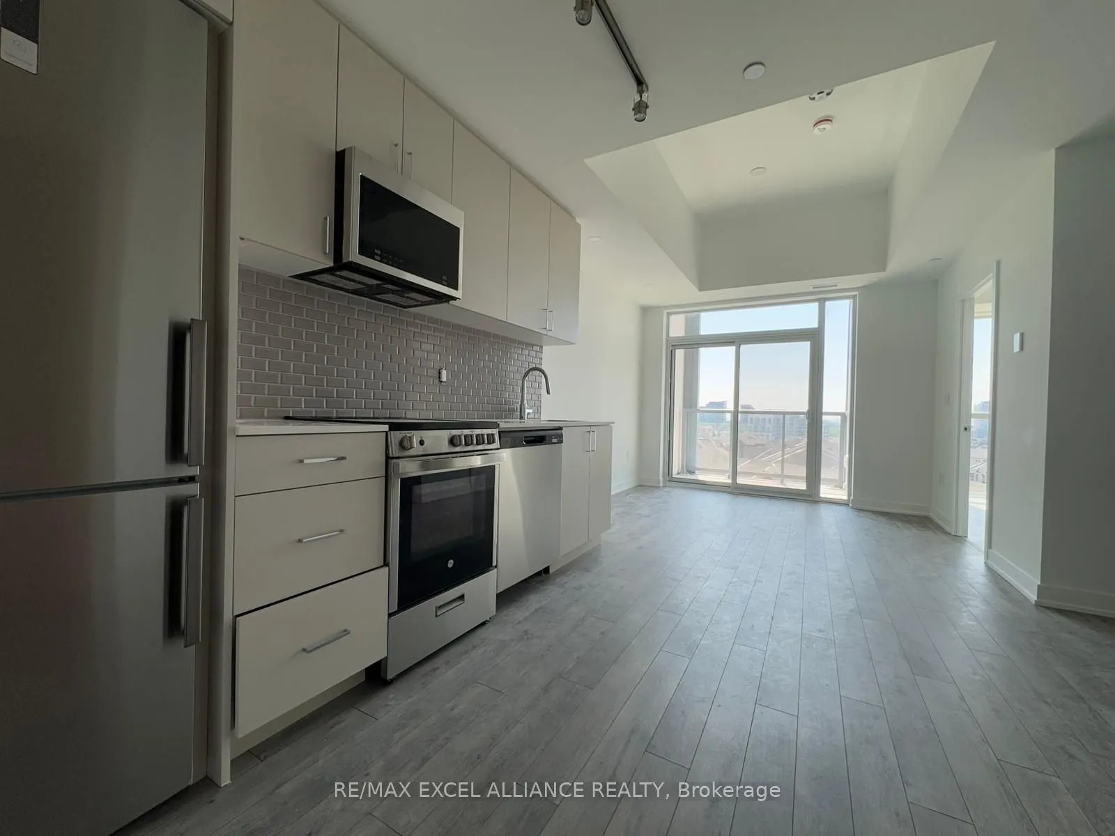 1005 Dundas Street E, #733