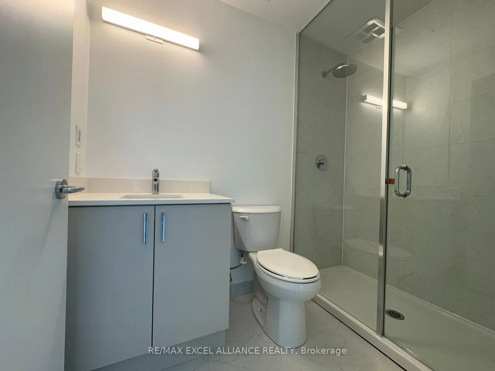 1005 Dundas Street E, #733