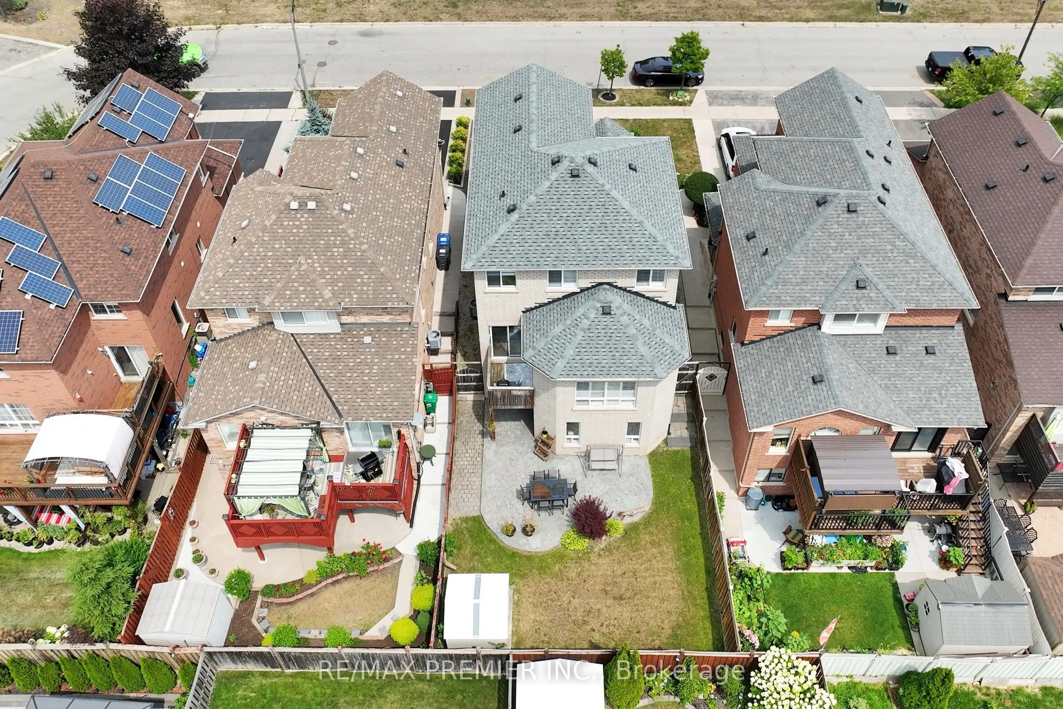 15 Gray Park Drive