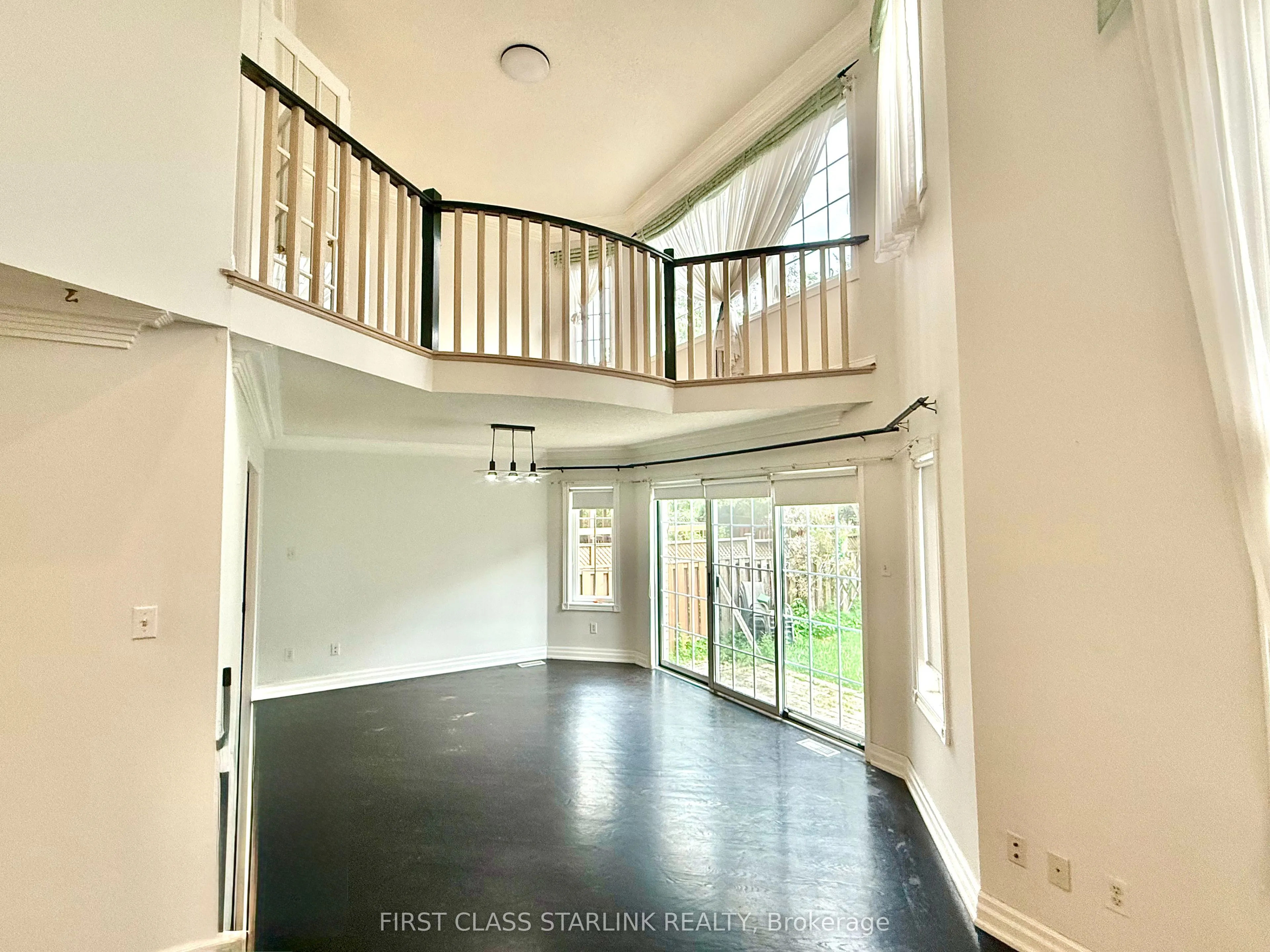 483 Grand Highland Way