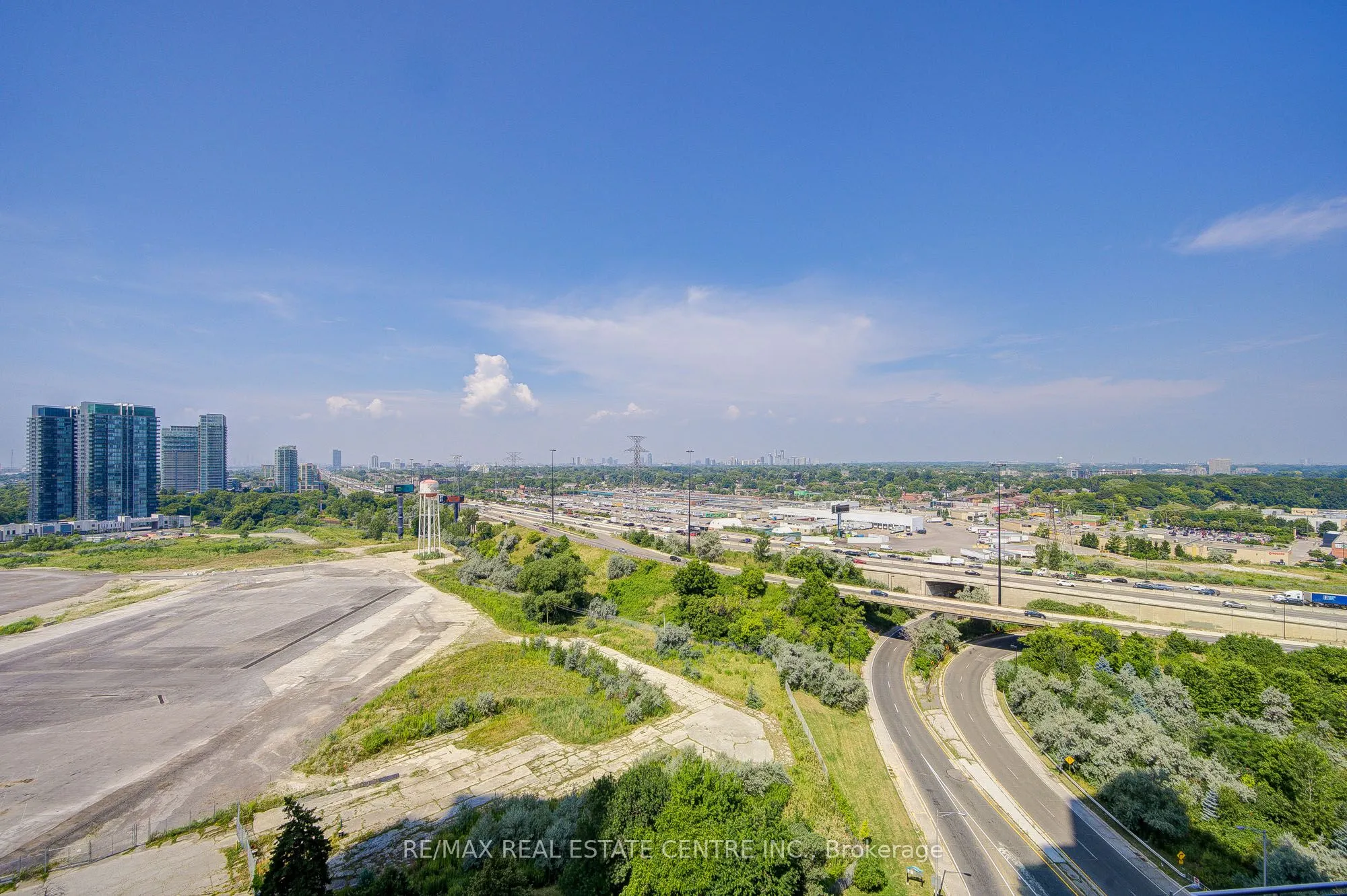 16 Brookers Lane, #1602