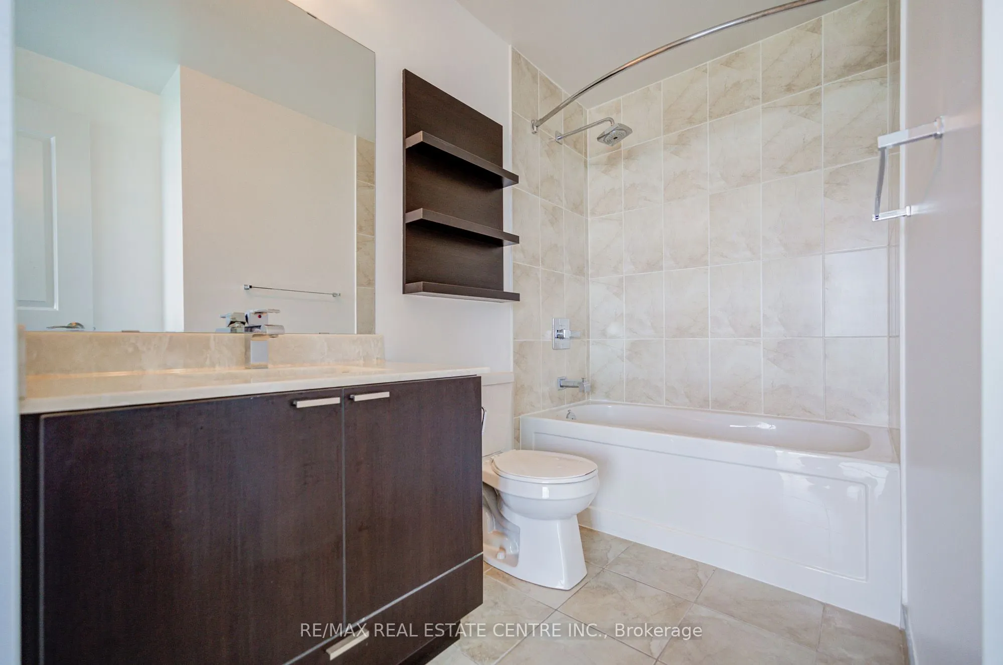 16 Brookers Lane, #1602