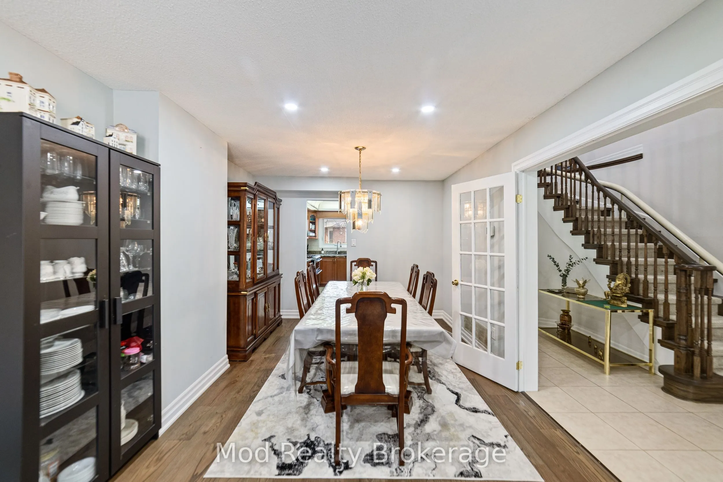 415 Everton Drive