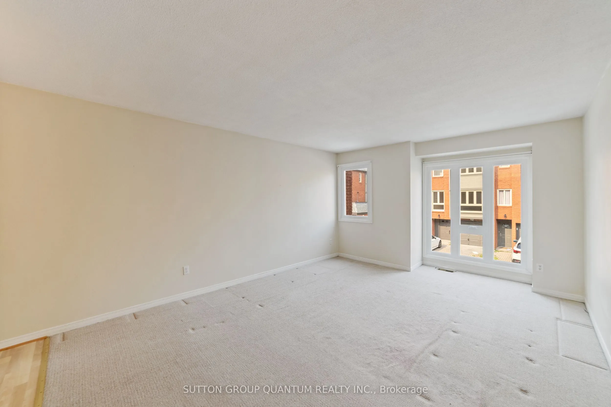 895 Maple Avenue, #101