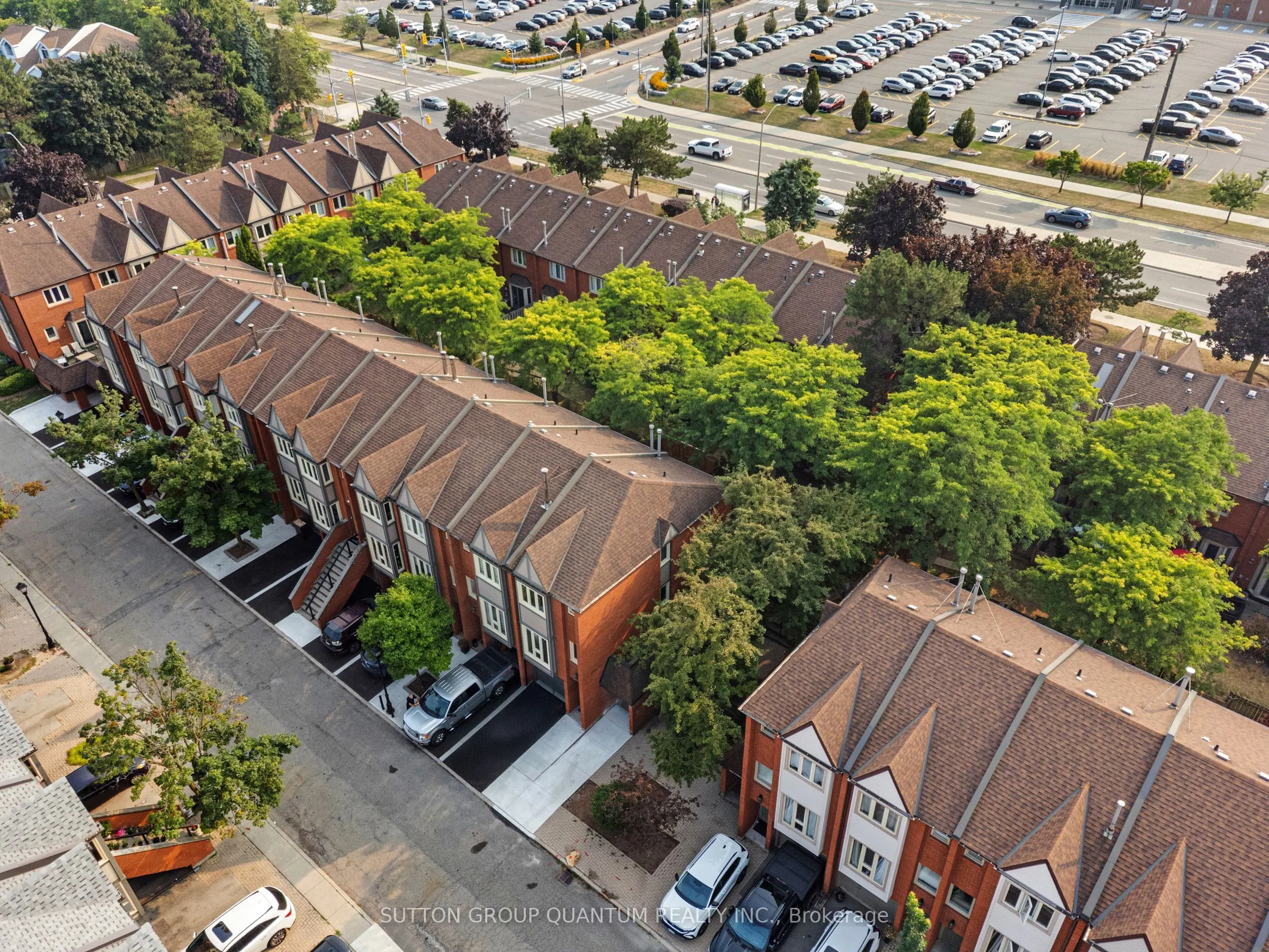 895 Maple Avenue, #101