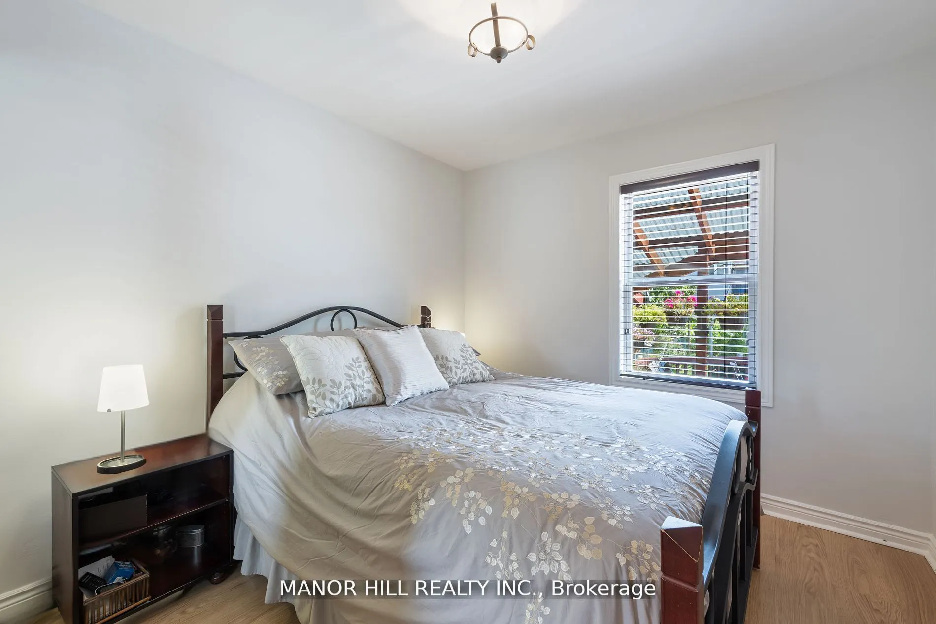 31 Chartwell Road