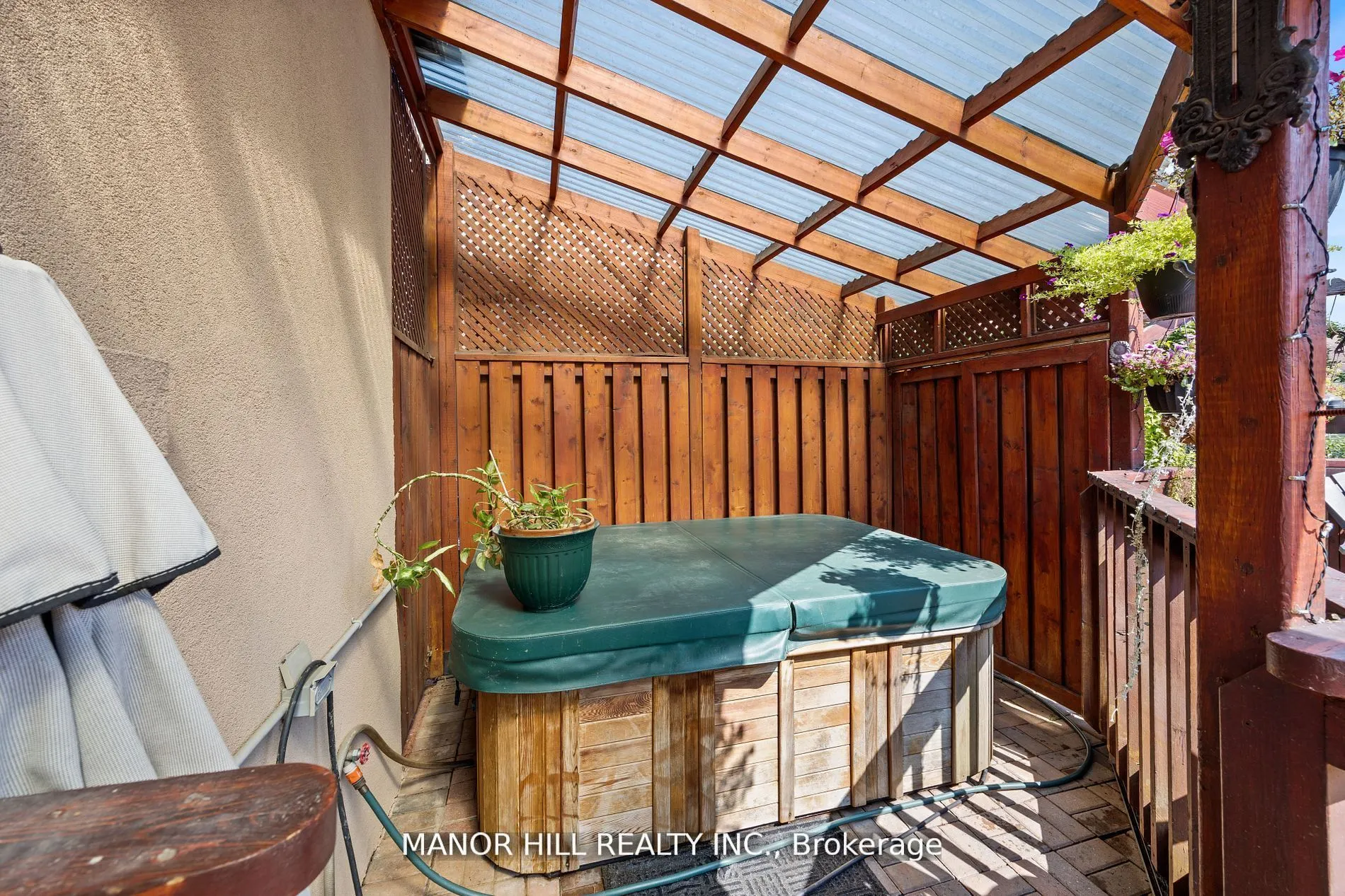 31 Chartwell Road