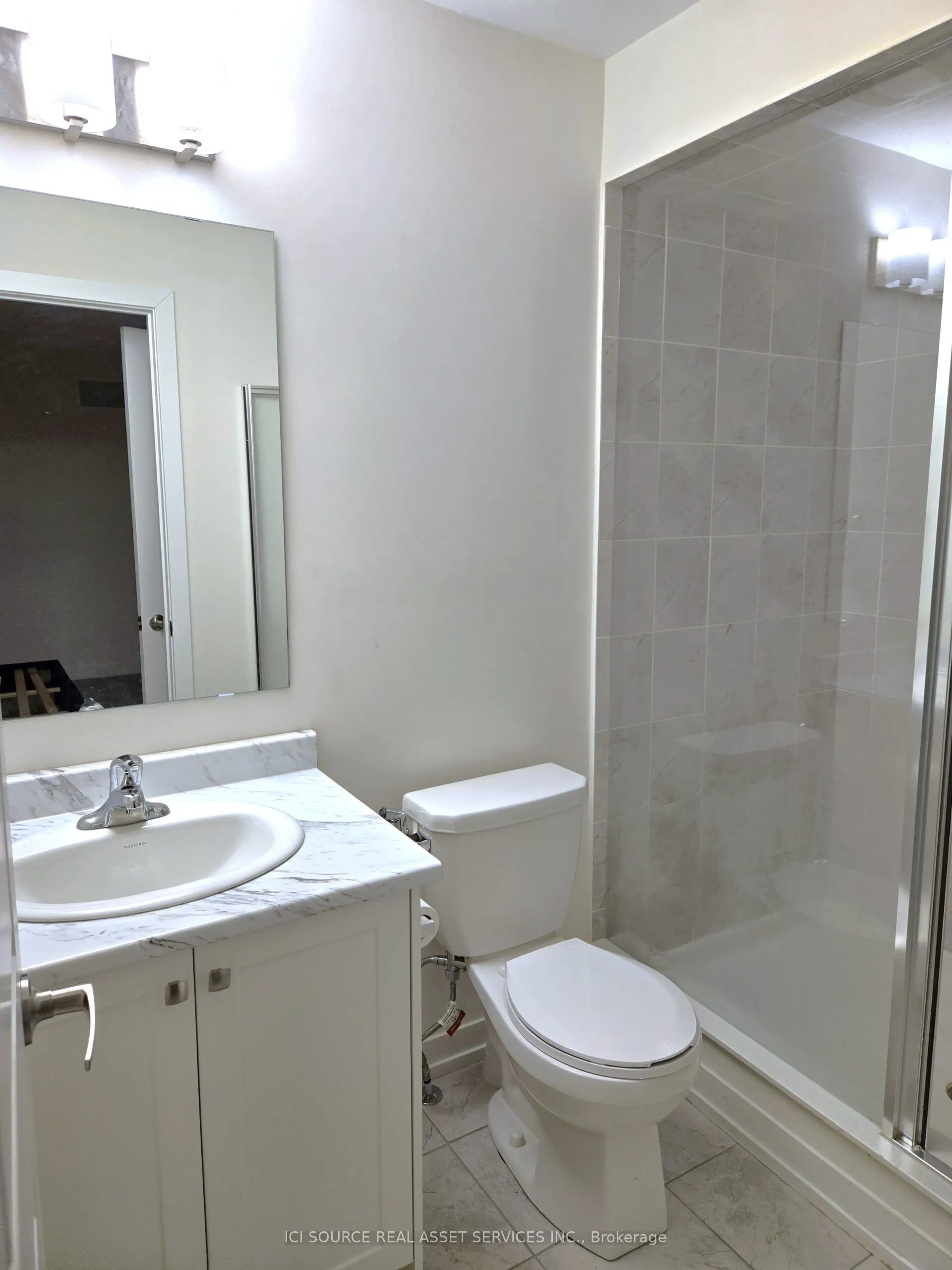 1554 Hilson Heights