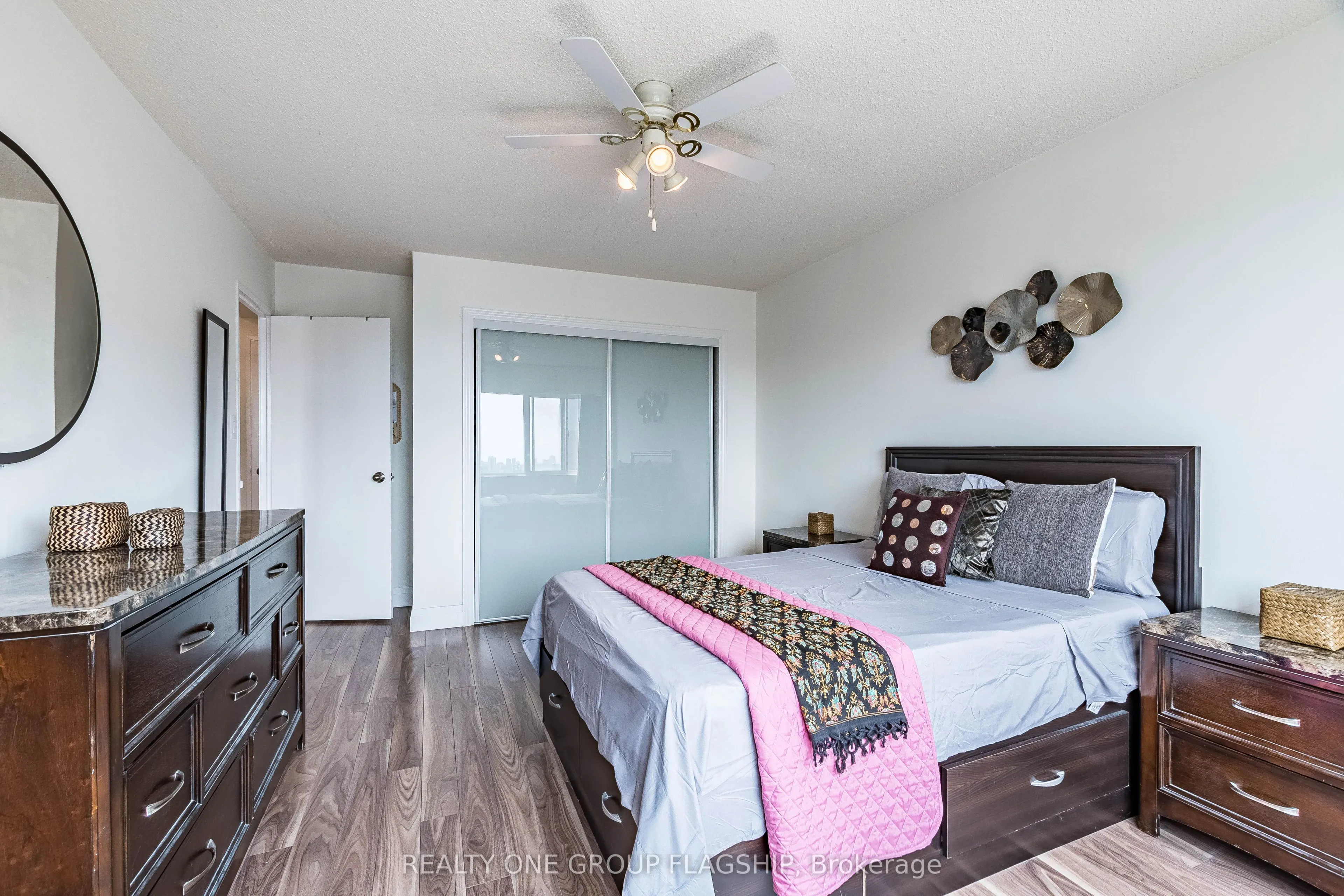 50 Elm Drive E, #1209