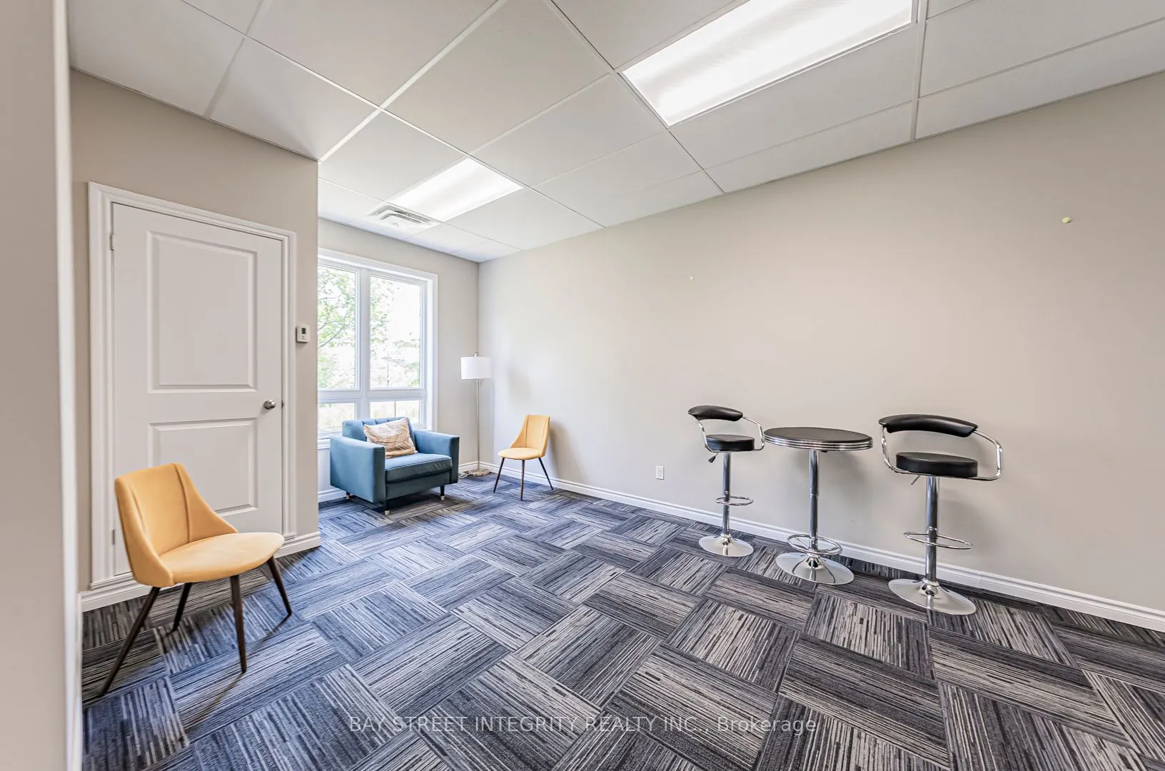 5327 Upper Middle Road, #307