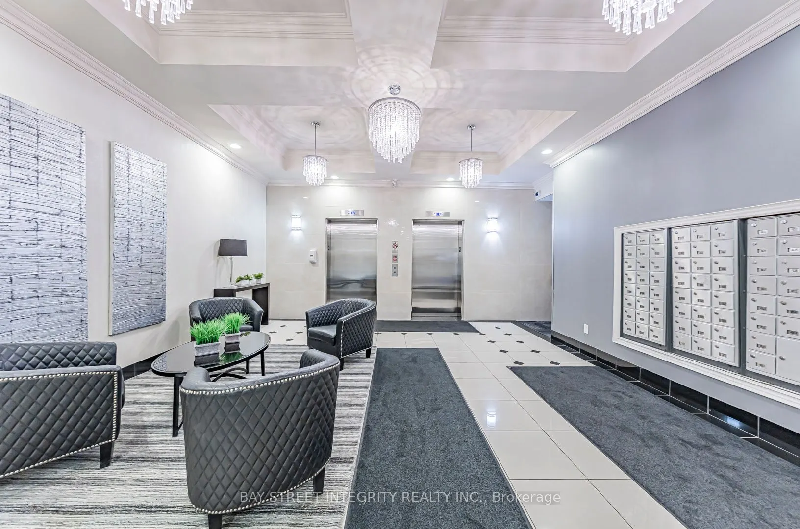5327 Upper Middle Road, #307