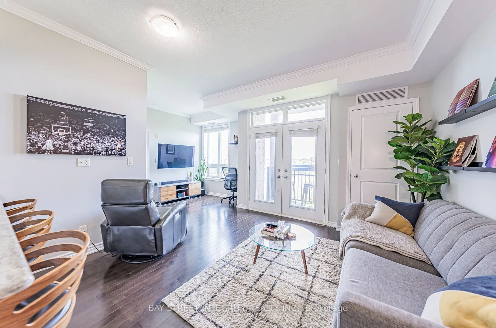 5327 Upper Middle Road, #307