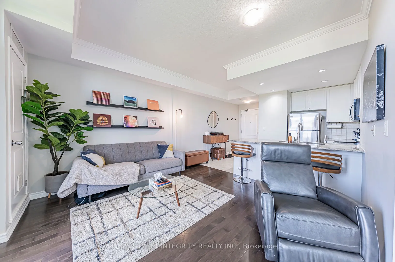 5327 Upper Middle Road, #307