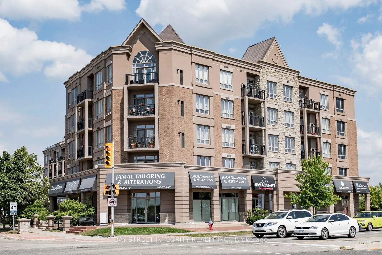 5327 Upper Middle Road, #307