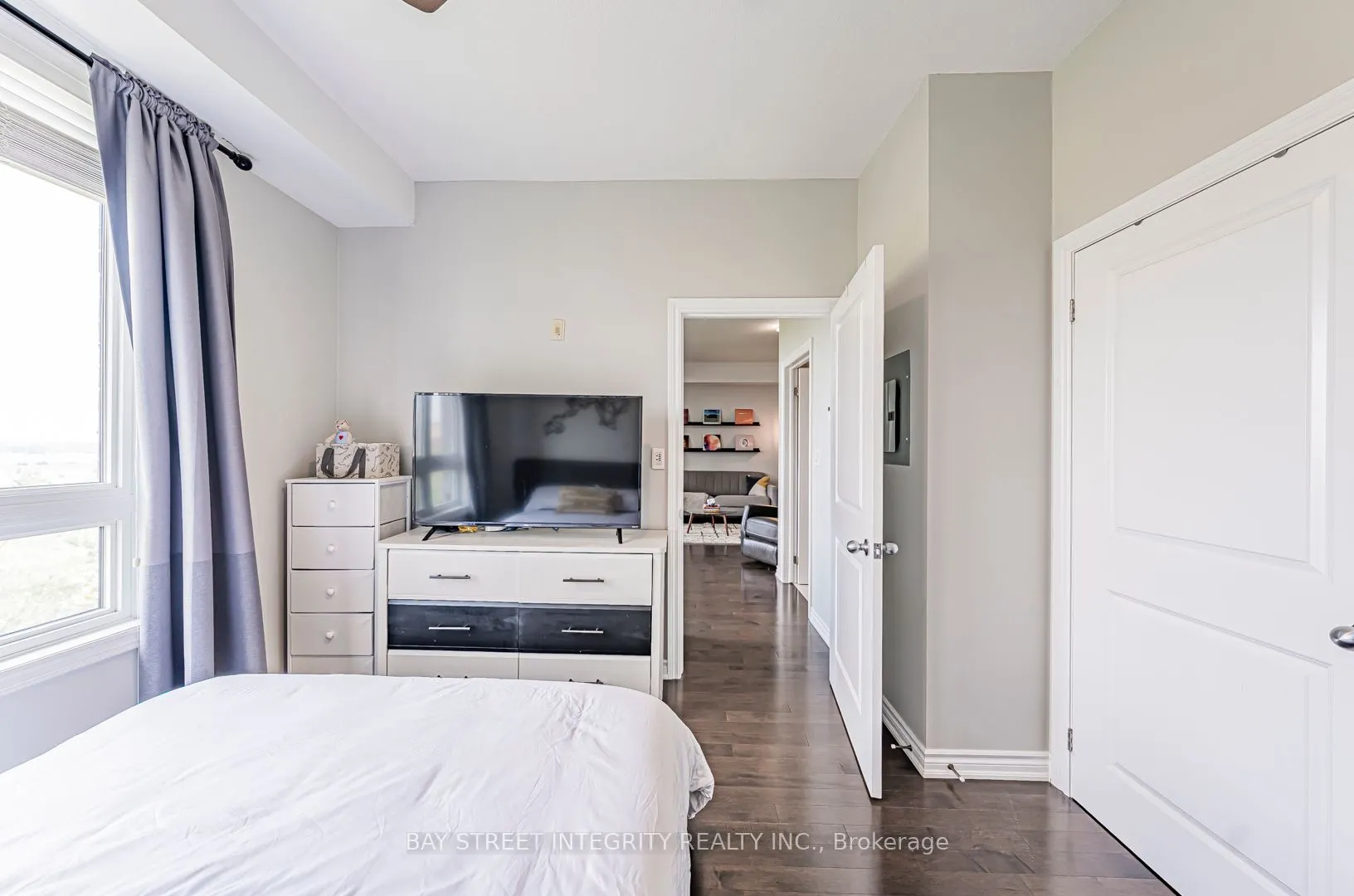 5327 Upper Middle Road, #307