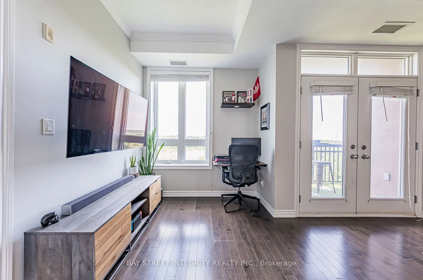 5327 Upper Middle Road, #307