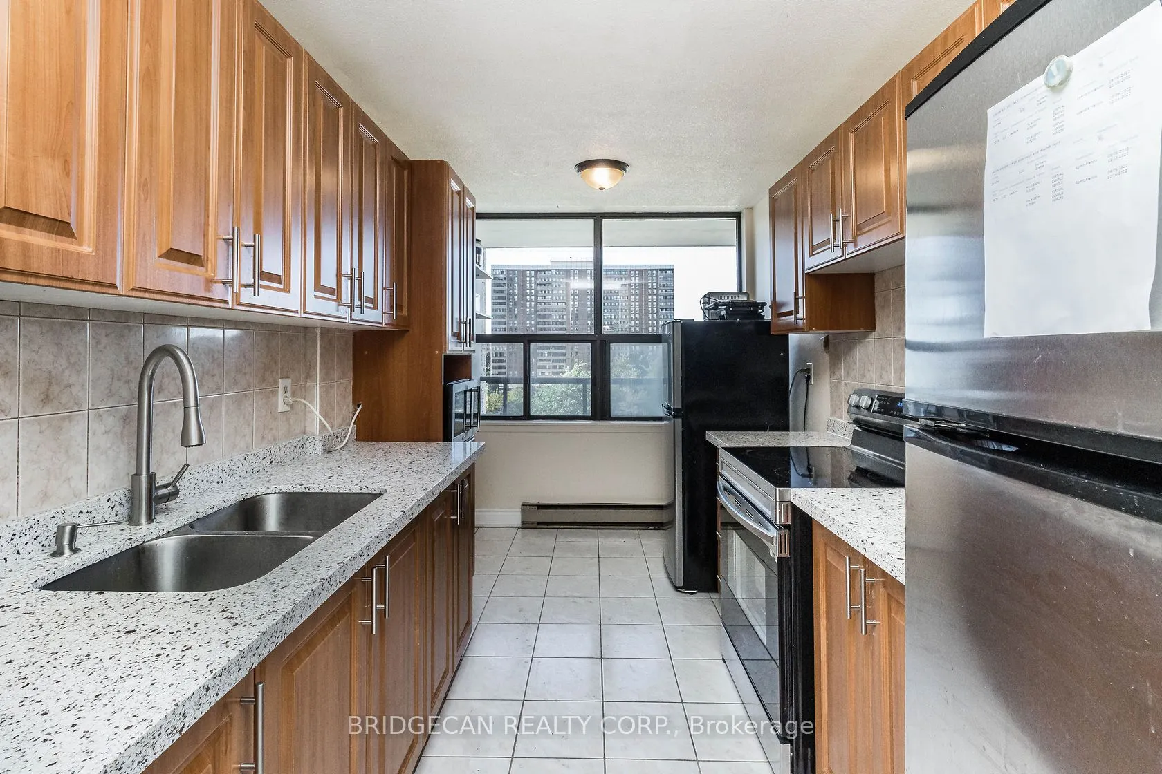 21 KNIGHTSBRIDGE Road, #602