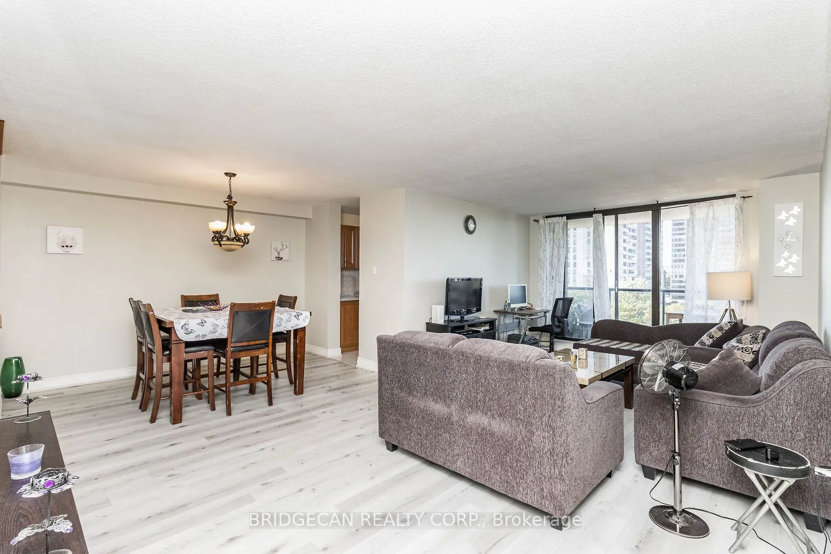 21 KNIGHTSBRIDGE Road, #602