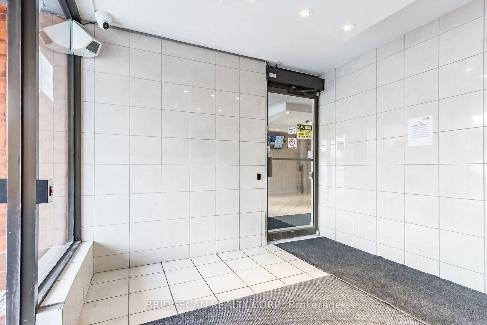 21 KNIGHTSBRIDGE Road, #602