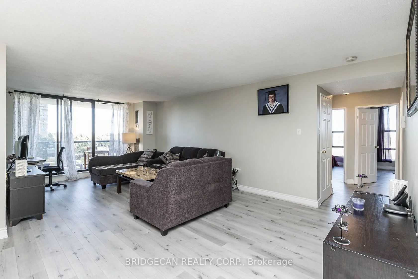 21 KNIGHTSBRIDGE Road, #602