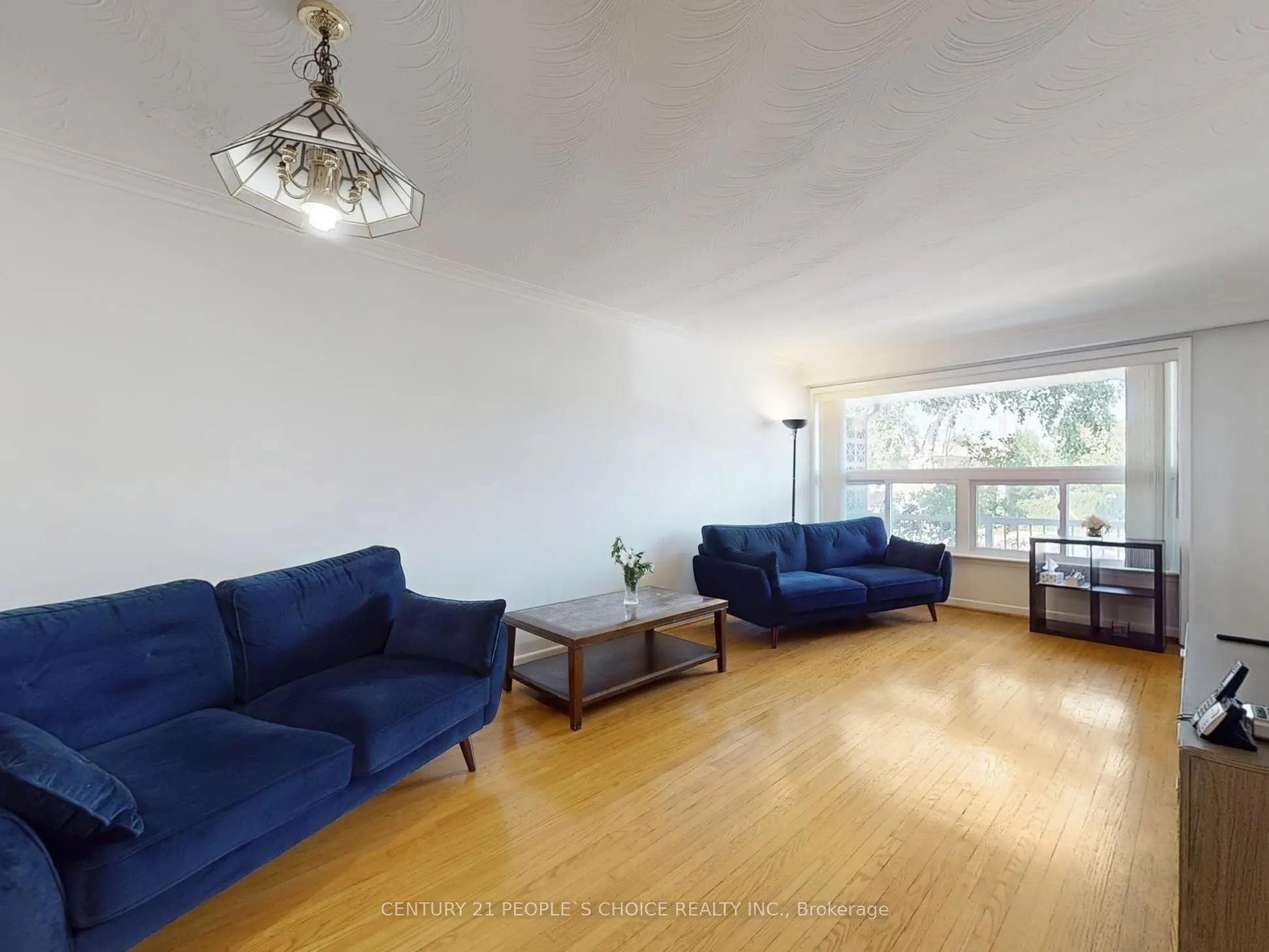 42 Clayhall Crescent
