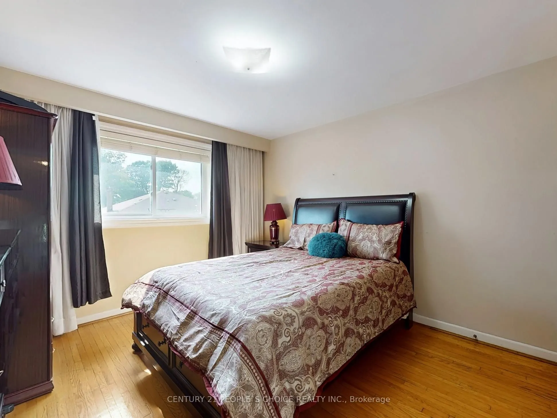 42 Clayhall Crescent