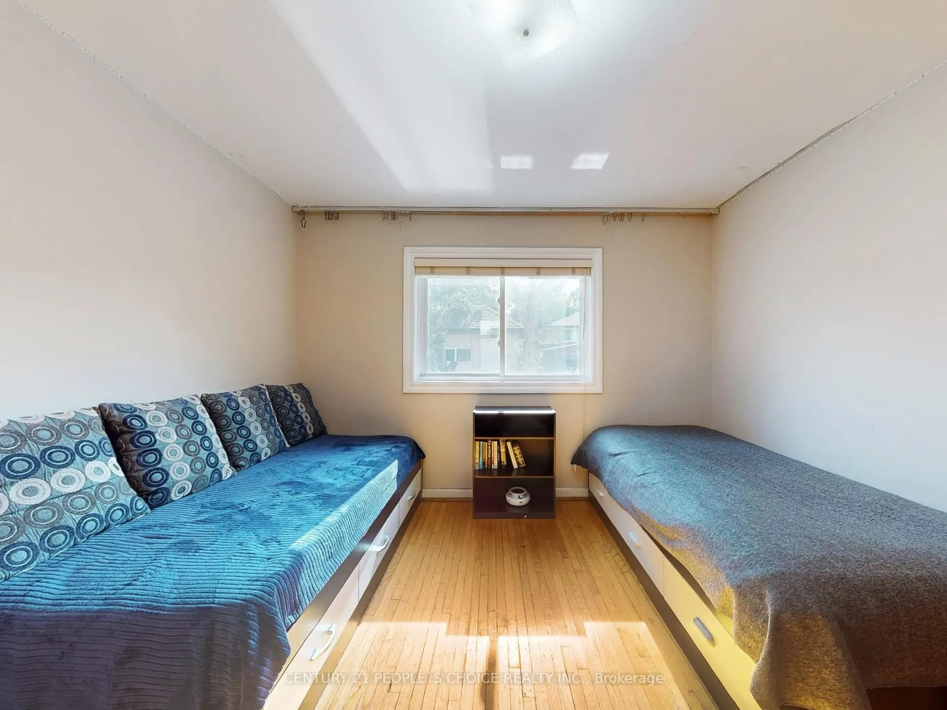 42 Clayhall Crescent