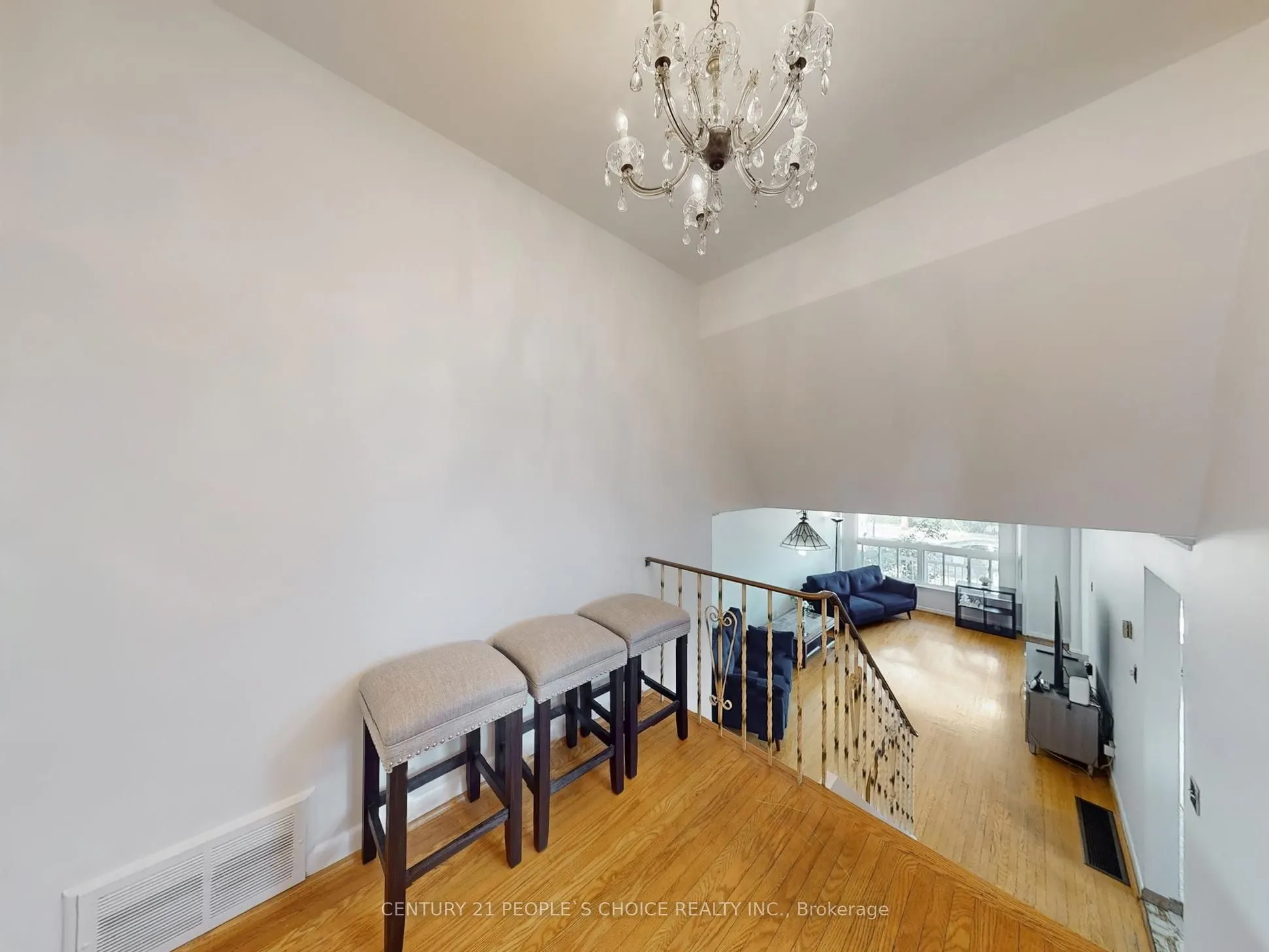 42 Clayhall Crescent