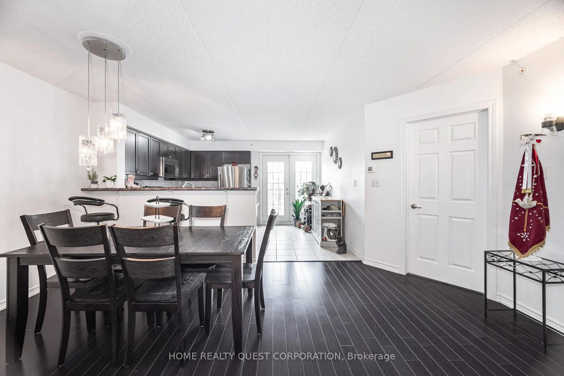 1340 Main Street E, #212
