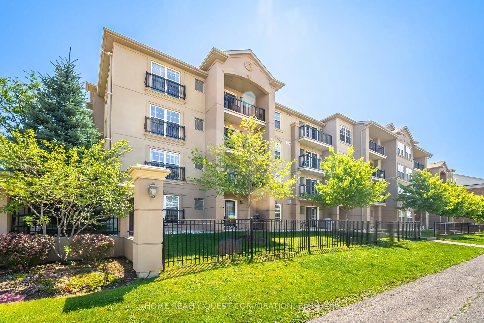 1340 Main Street E, #212