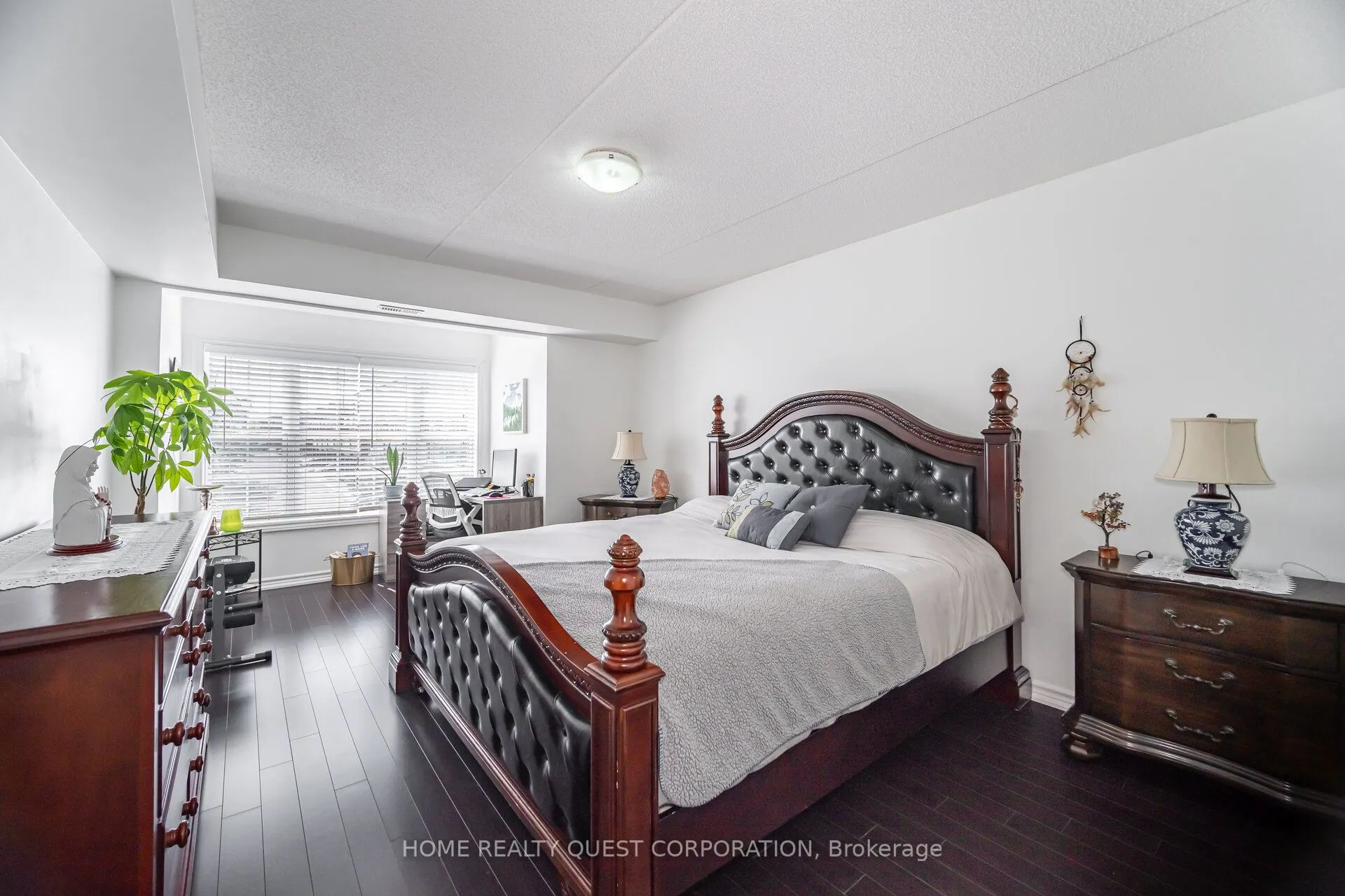 1340 Main Street E, #212