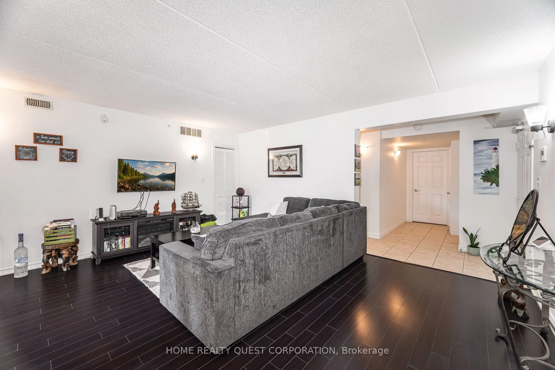 1340 Main Street E, #212