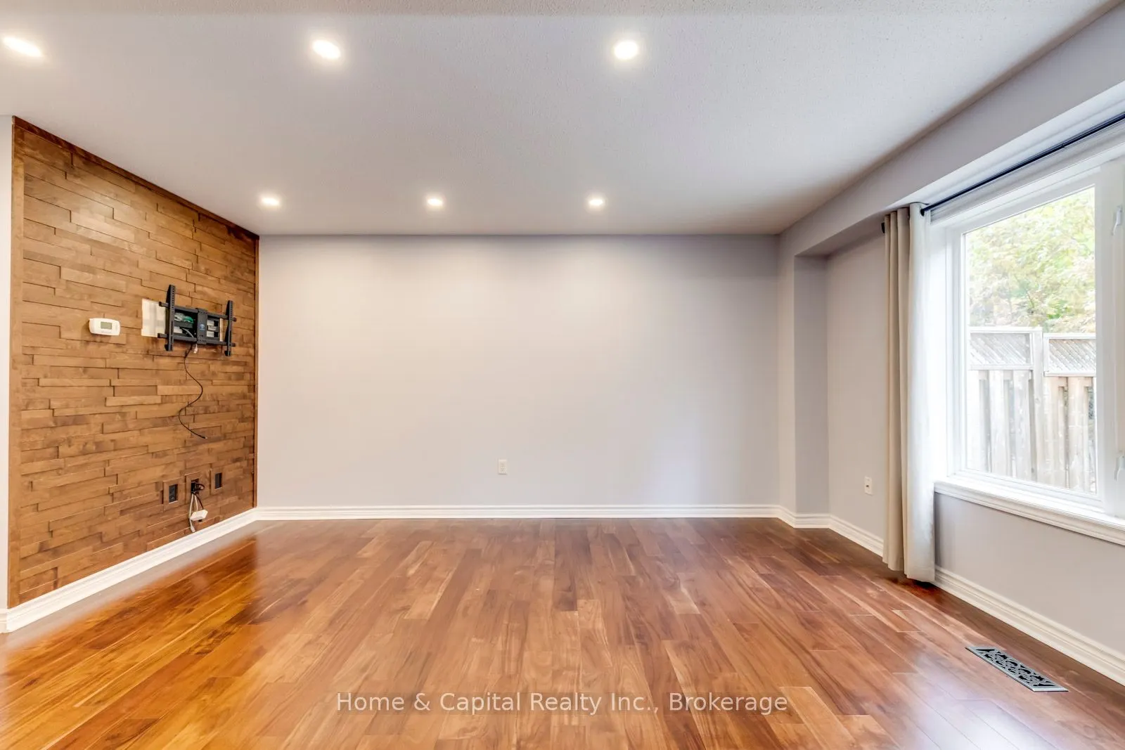 4055 Forest Run Avenue, #12