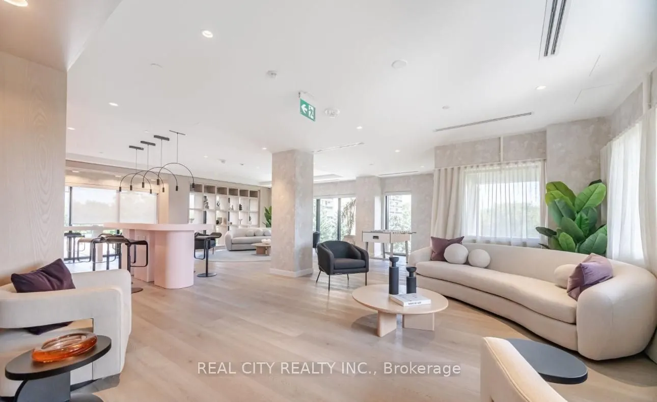 86 Dundas Street, #1005