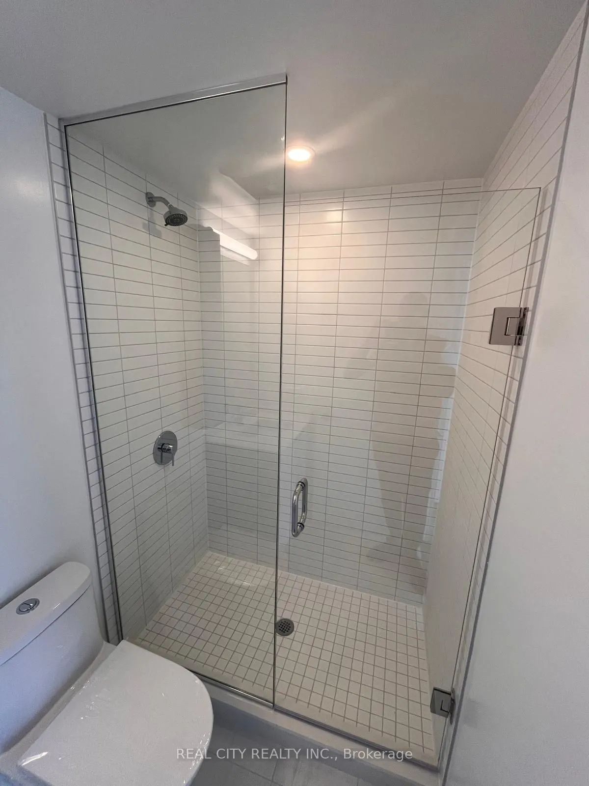 86 Dundas Street, #1005