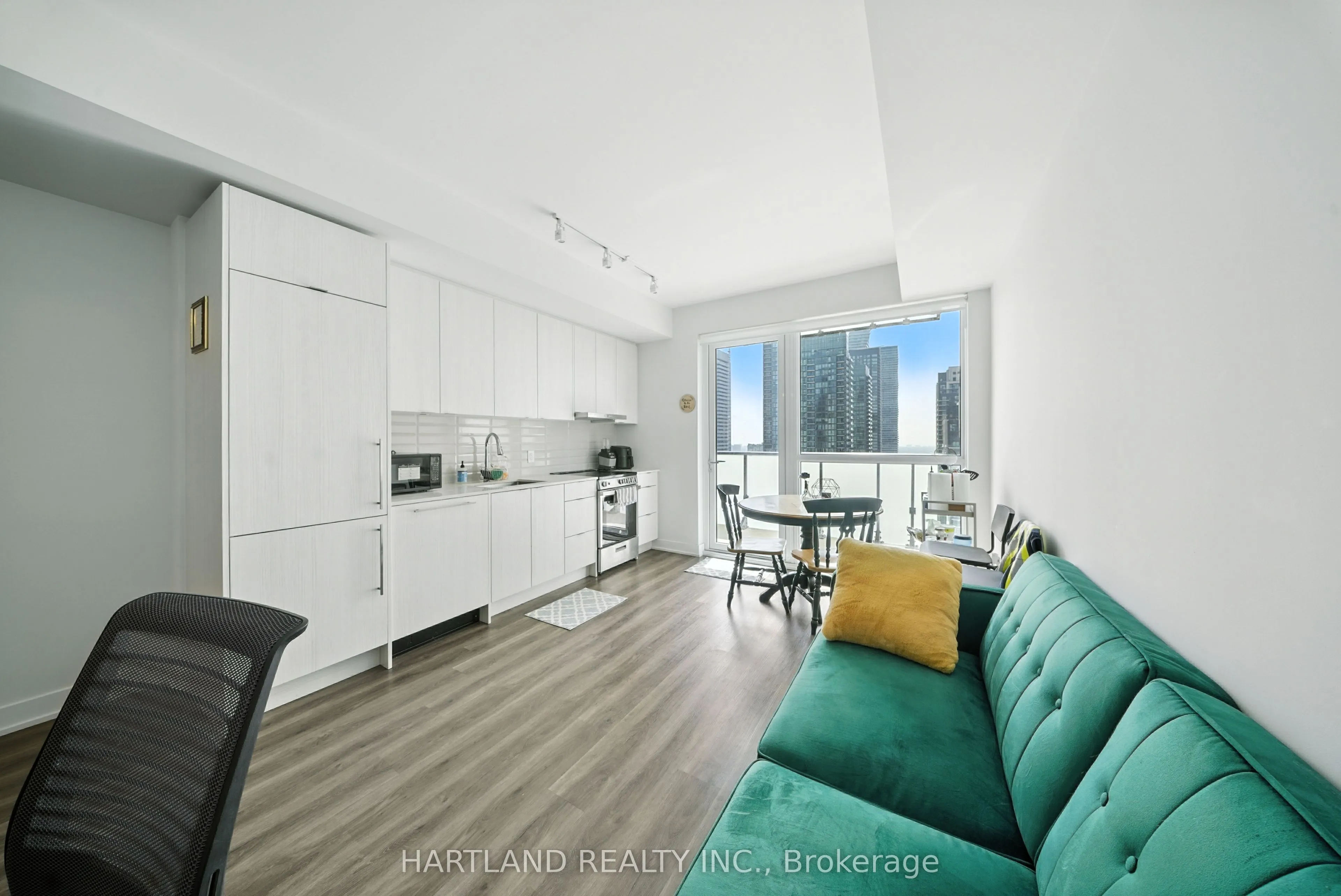 4130 PARKSIDE VILLAGE Drive, #2109