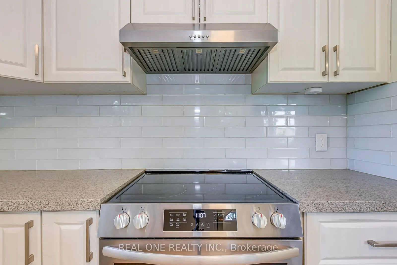 173 Hampton Heath Road, #Main
