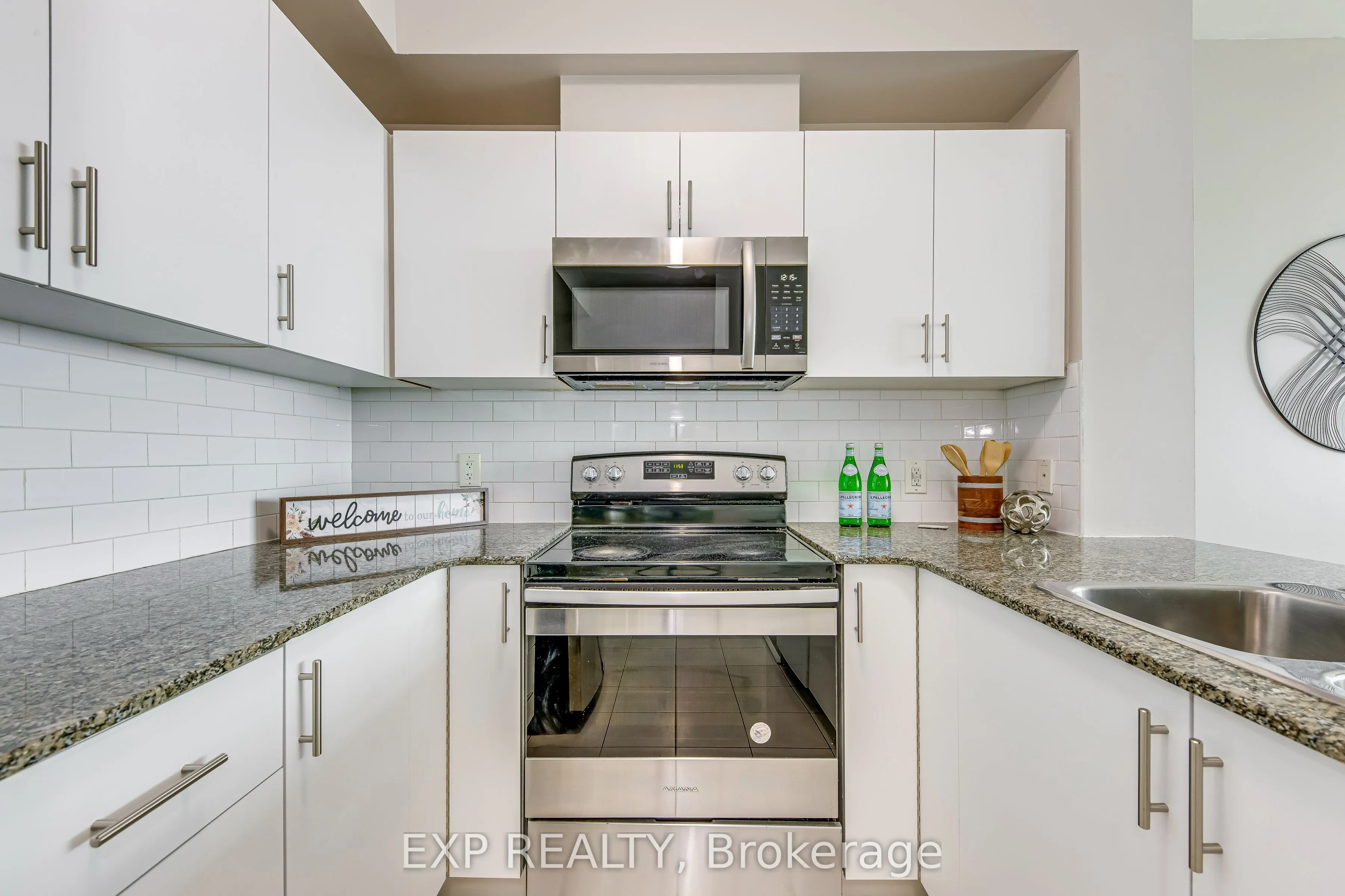 3504 Hurontario Street, #2303