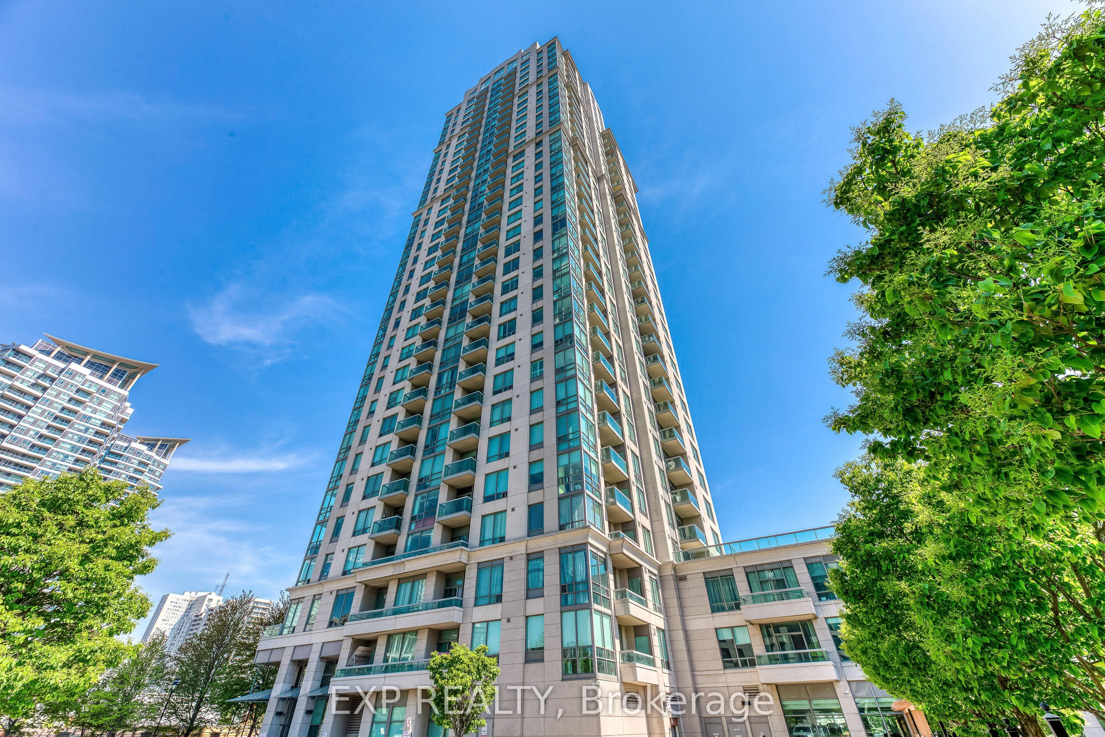 3504 Hurontario Street, #2303