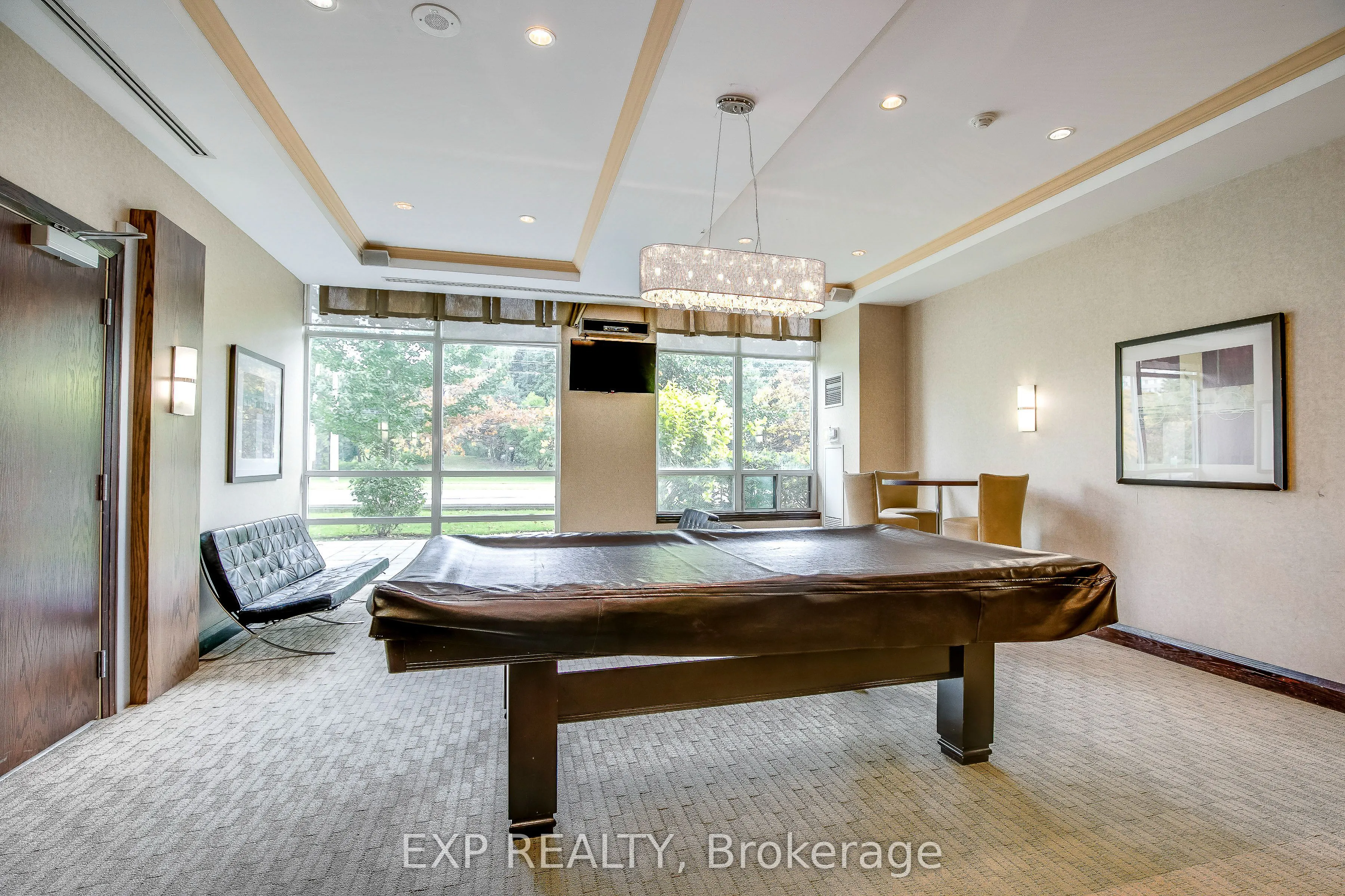 3504 Hurontario Street, #2303