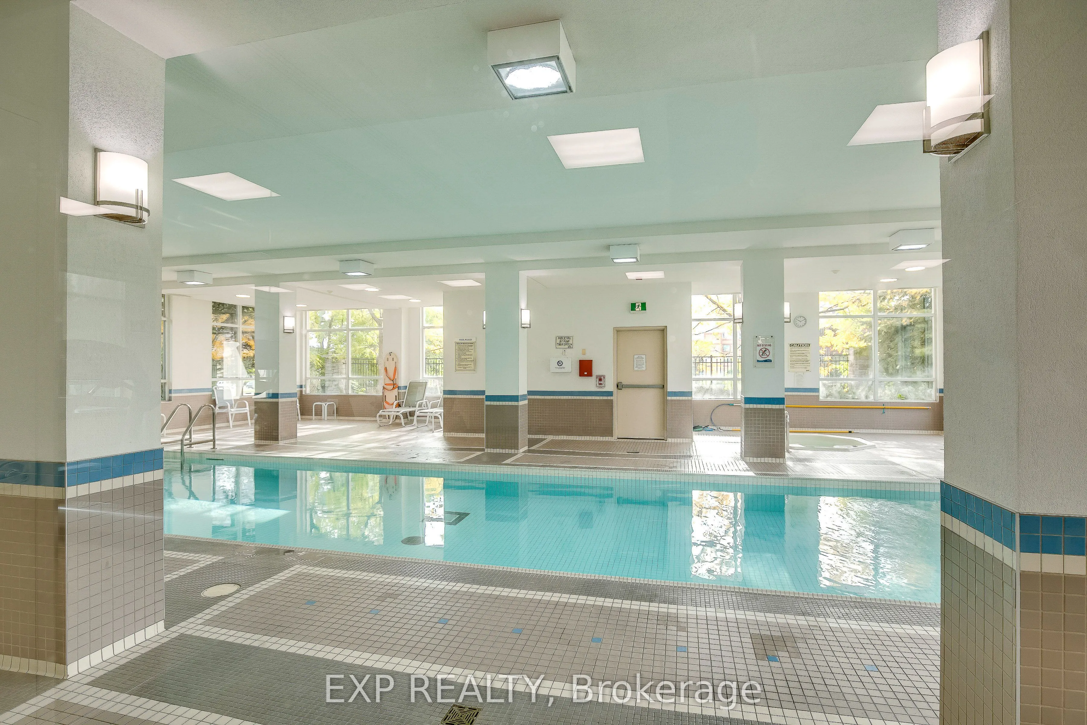 3504 Hurontario Street, #2303