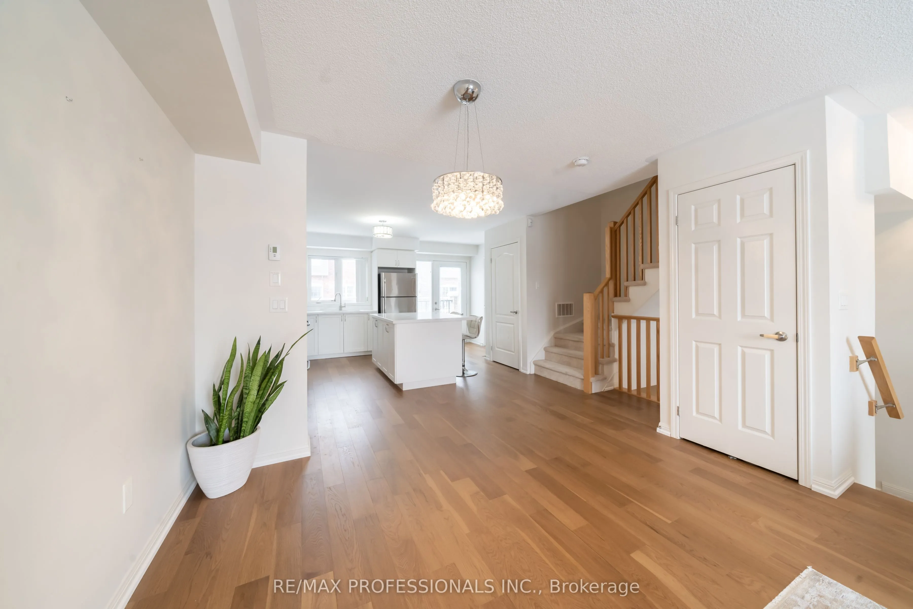 3135 Boxford Crescent, #7